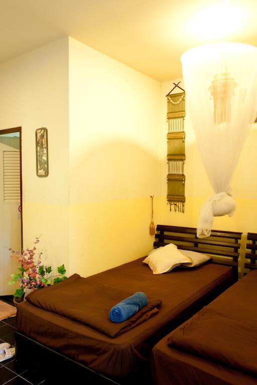 Hotel Baan Puang Petch Chiang Mai Zewnętrze zdjęcie