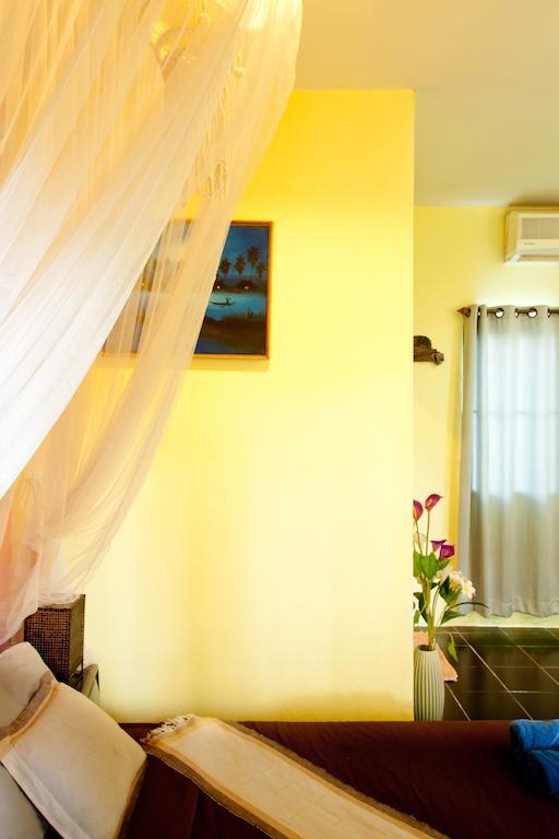 Hotel Baan Puang Petch Chiang Mai Zewnętrze zdjęcie