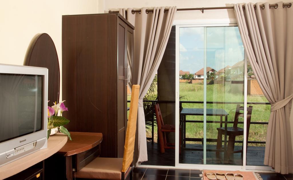 Hotel Baan Puang Petch Chiang Mai Zewnętrze zdjęcie