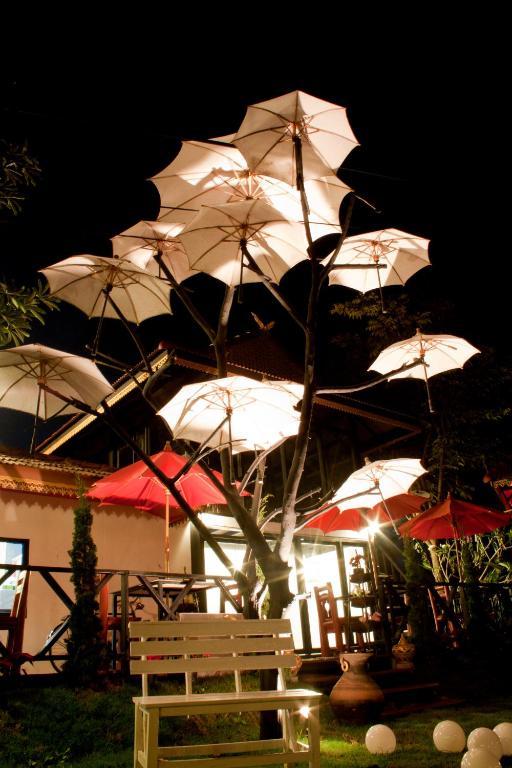 Hotel Baan Puang Petch Chiang Mai Zewnętrze zdjęcie